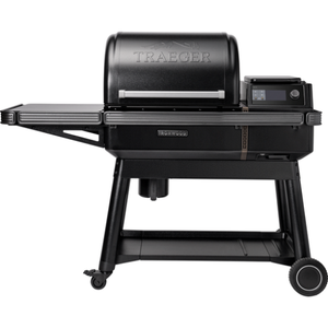 THE NEW TRAEGER IRONWOOD INT   Ervaar de evolutie van houtgestookte smaak met de geheel nieuwe Traeger Ironwood®.